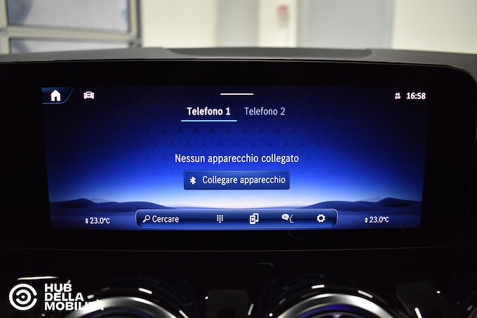 MERCEDES-BENZ GLA 200 d Automatic 4Matic AMG Line Premium Plus